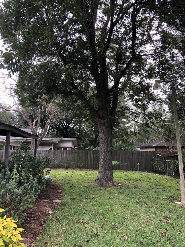Building Photo - 5711 Capello Dr