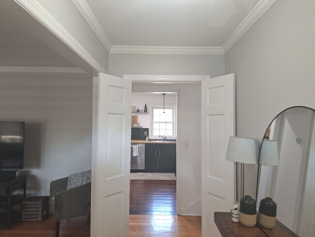 Building Photo - Magnificent Four Bedroom Home - Minutes Away from Numerous Attractions!