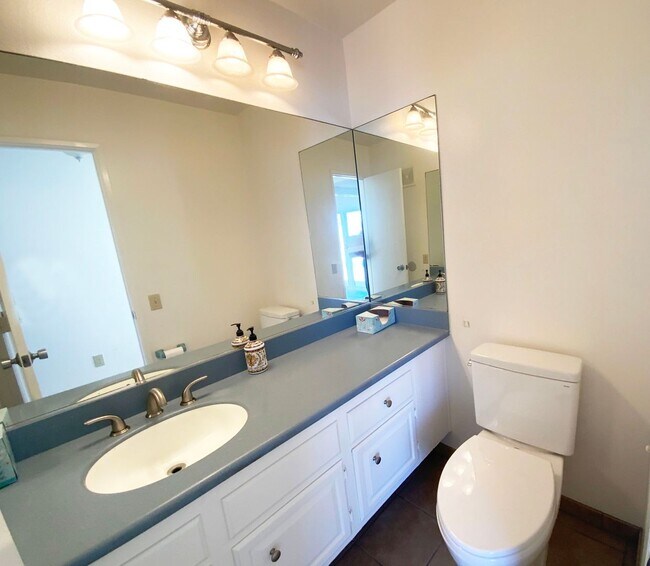 Building Photo - 44 Half Moon Bend