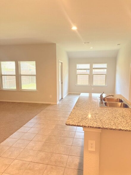 Building Photo - 437 Destin Dr