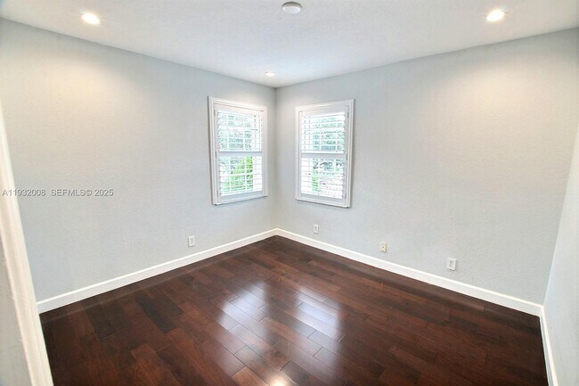 Building Photo - 4308 Diamond Terrace