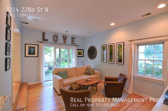 Building Photo - 3314 22nd St N