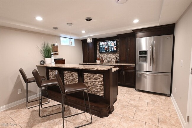 Building Photo - 1305 Fieldstone Ct