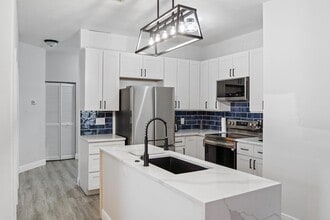 Building Photo - 113 Lighthouse Cir