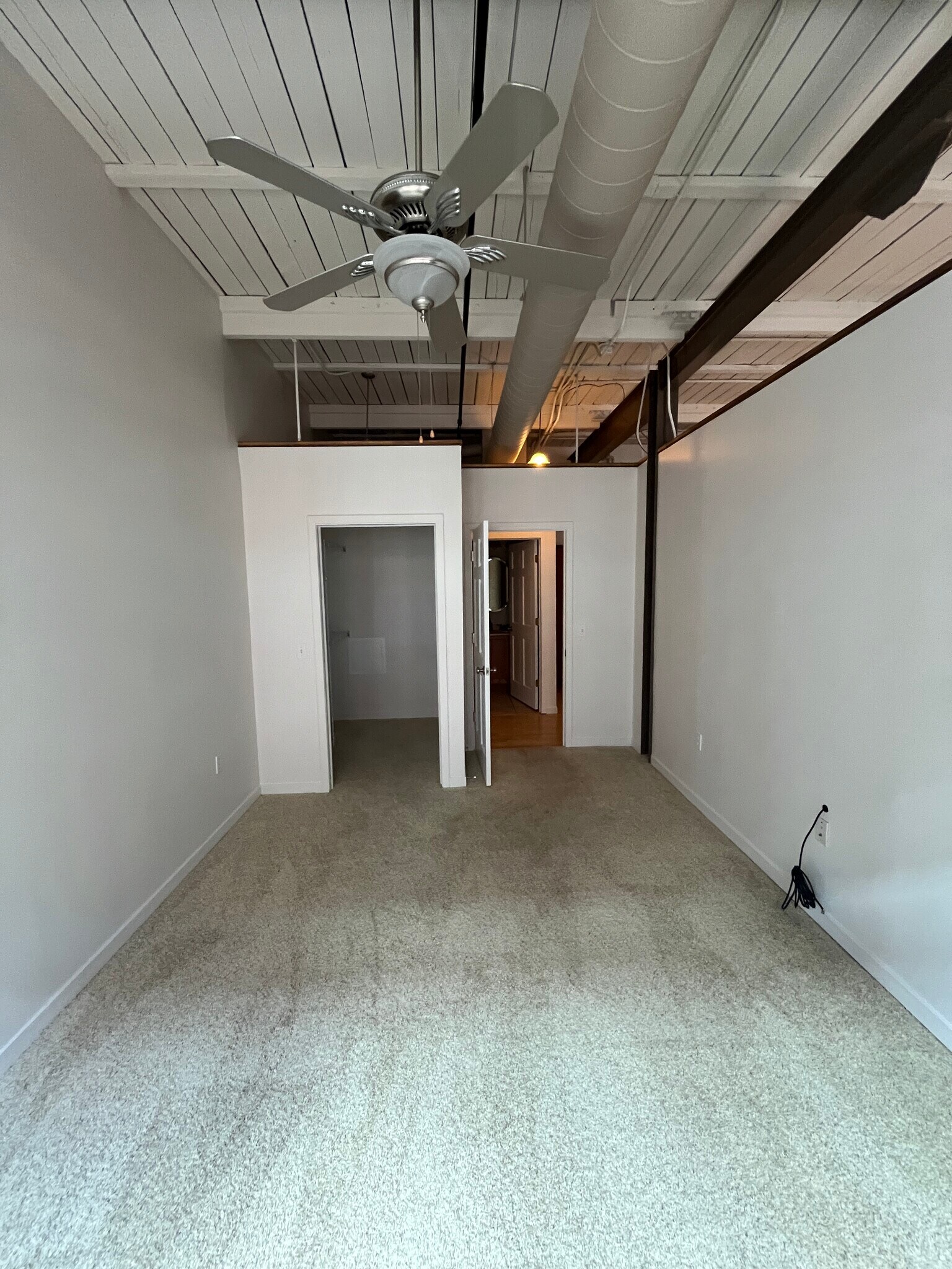 Building Photo - 1114 S Washington Ave