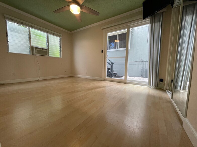 Building Photo - 1326 Aupapaohe St