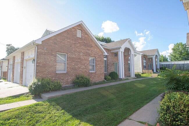 Building Photo - 4615 Brandon Woods St