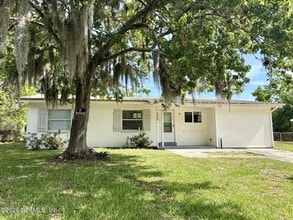 Building Photo - 223 N Collen Rd