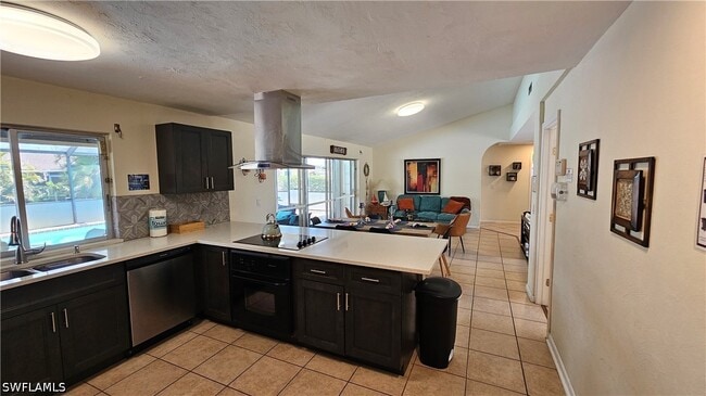Building Photo - 7252 Pebble Beach Rd