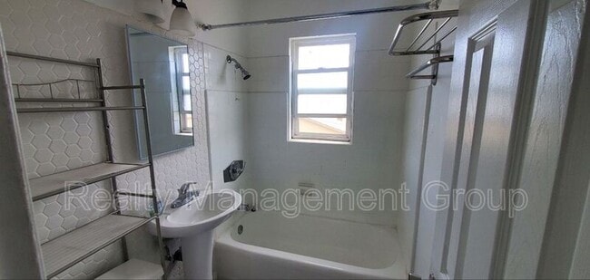 Building Photo - 5445 Imperial Ave