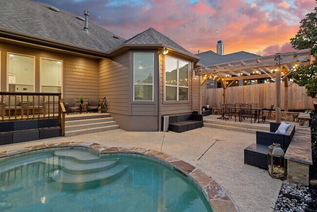 Building Photo - 100 Crystal Cove