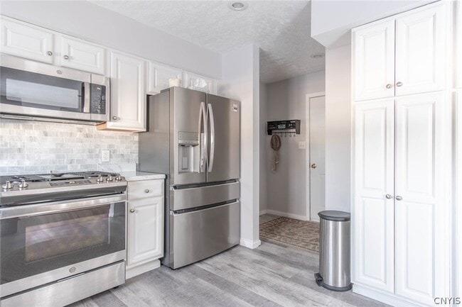 Building Photo - 212 Edmund St