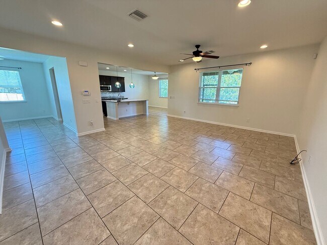 Building Photo - 4/3.5 Home in Gated Community