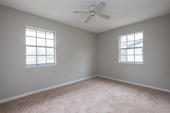 Building Photo - 4046 Doster St SW