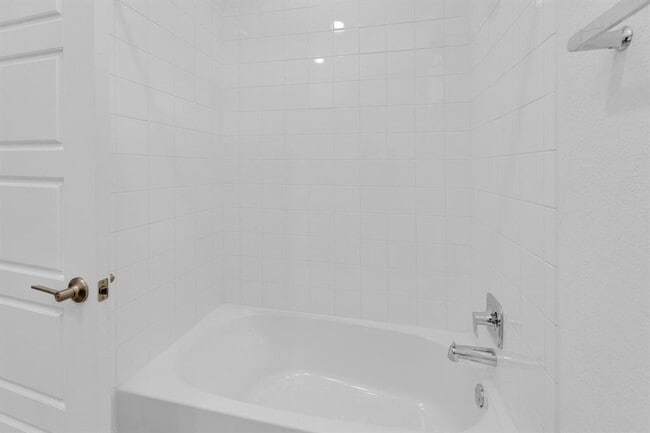 Building Photo - 149 Filifera Ct