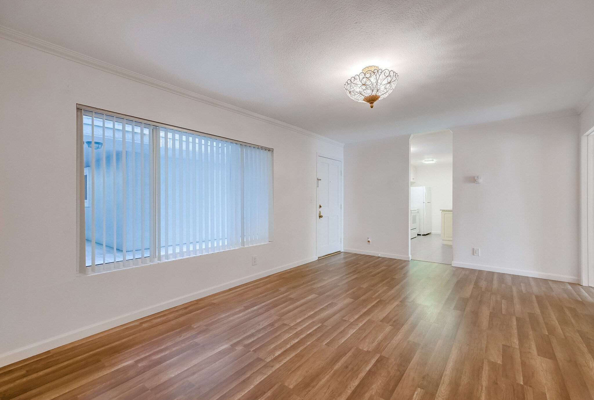 Building Photo - 2308 Schader Dr