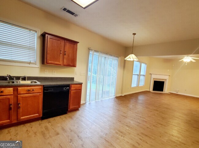 Building Photo - 1592 Thornwick Trace