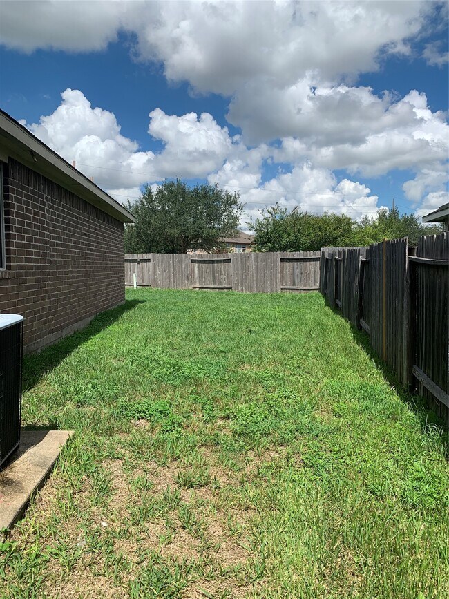 Building Photo - 4611 Parkstone Bend Ct