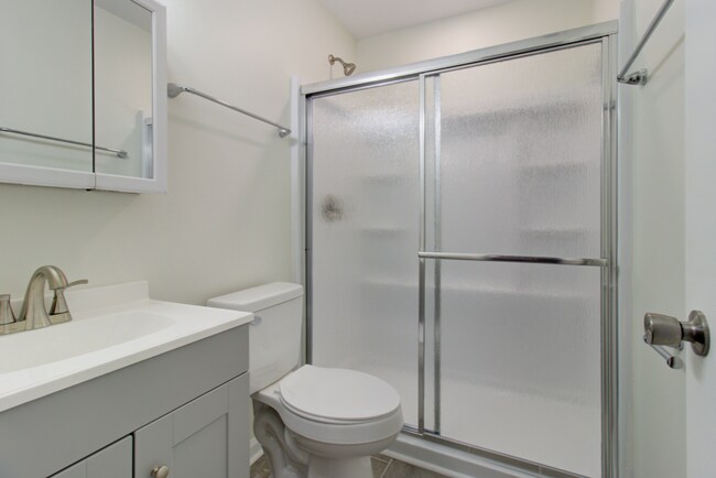 Building Photo - Spacious & Updated 3BR/2BA – North Charleston Living at Its Best