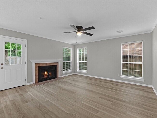 Building Photo - 4241 Mountain Peak Way