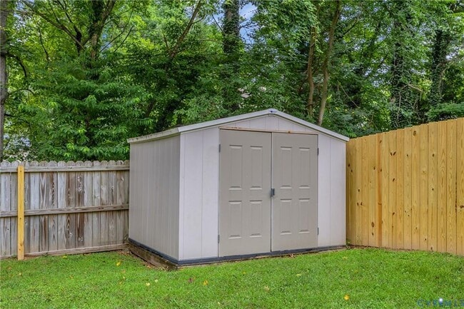 Building Photo - 10016 Bellona Ct