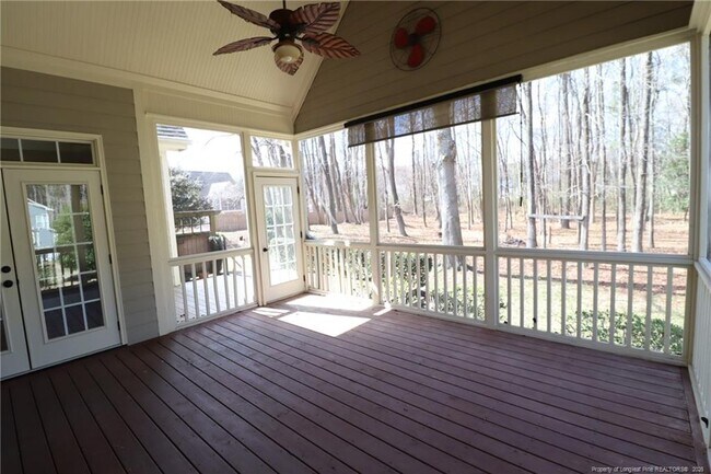 Building Photo - 7124 Blue Juniper Ct