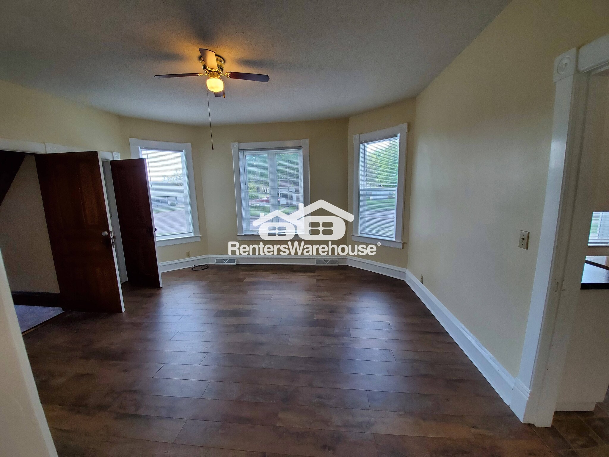 Building Photo - 108 3rd St W