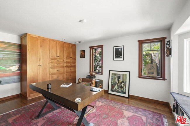 Building Photo - 21344 Colina Dr
