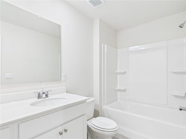 Building Photo - 2565 Poppy Ct