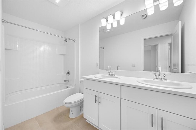Building Photo - 5913 Laurelcrest Gln