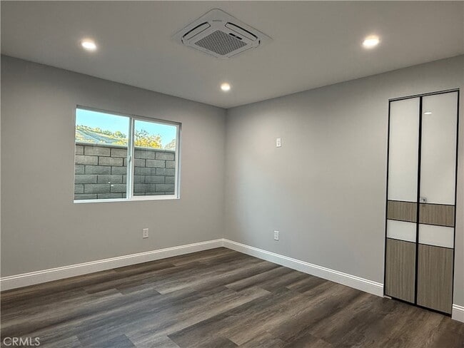 Building Photo - 20160 Stanford Ct