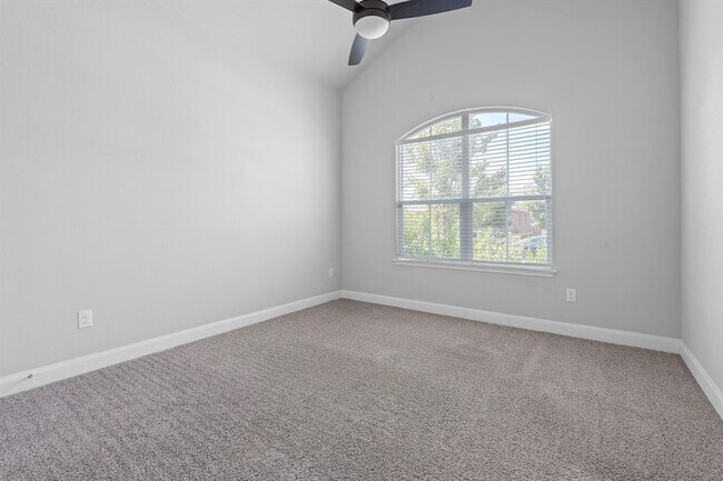 Building Photo - 9213 Margaret Jewel Ln