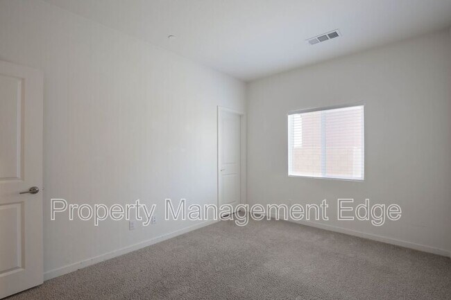 Building Photo - 30913 Chuckwagon Ct