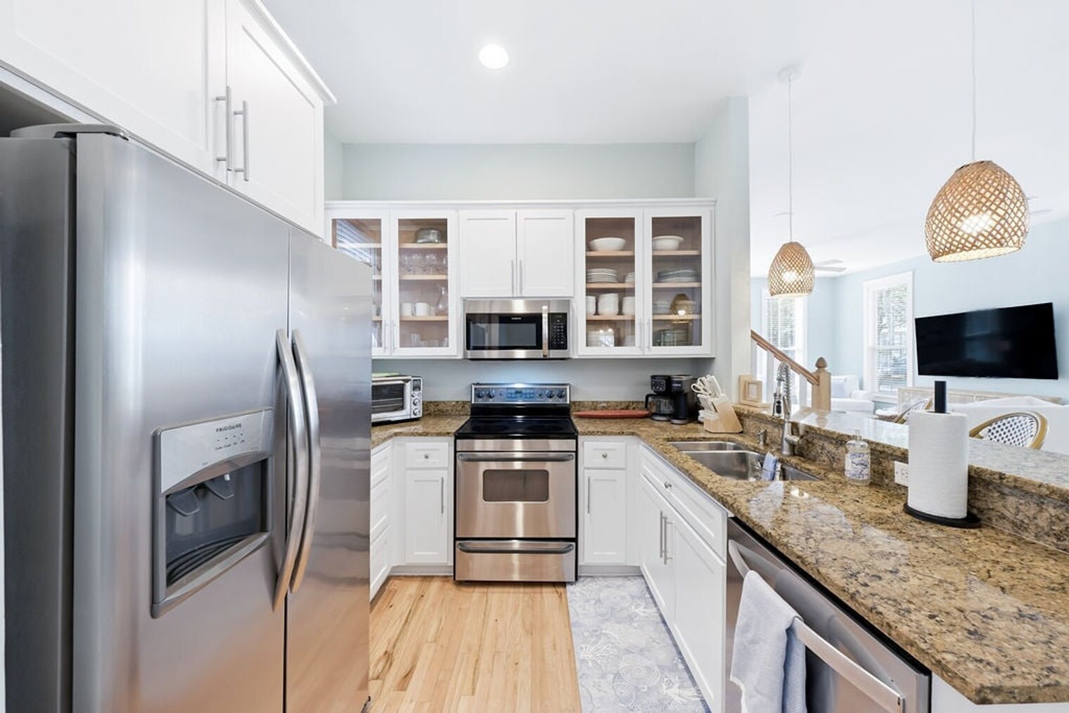 Building Photo - 34 N Ryan St