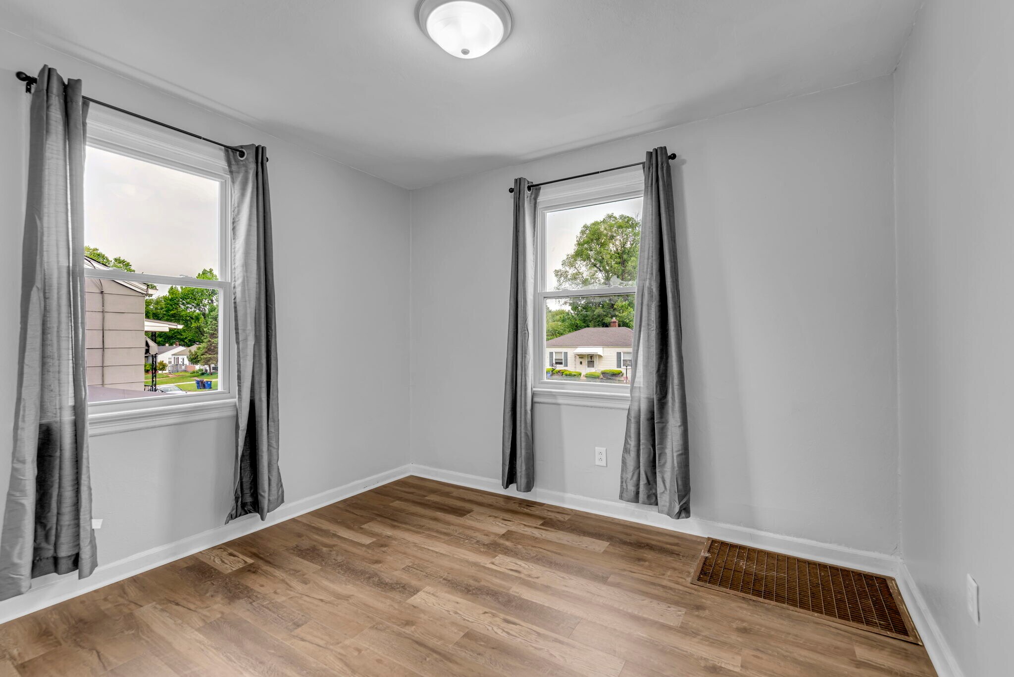 2nd Bedroom - 9440 Kathlyn Dr