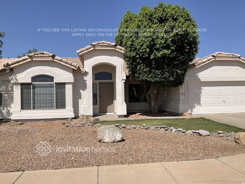 Primary Photo - 482 N Falcon Dr