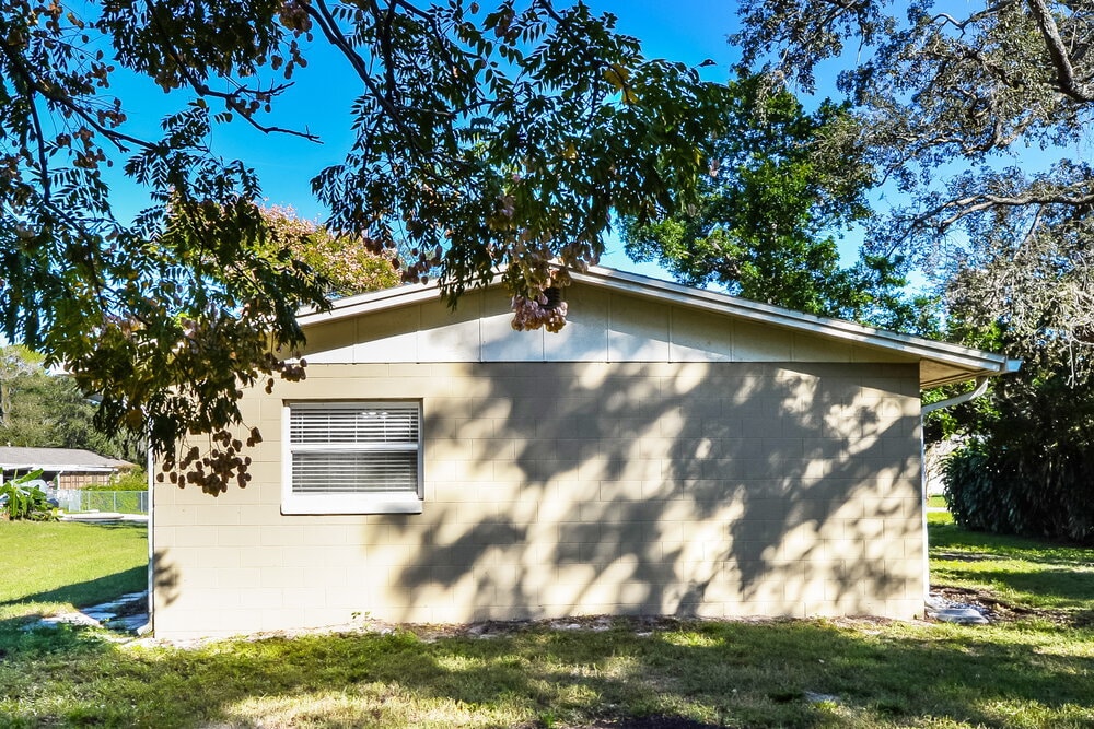 Building Photo - 126 Alder Ave