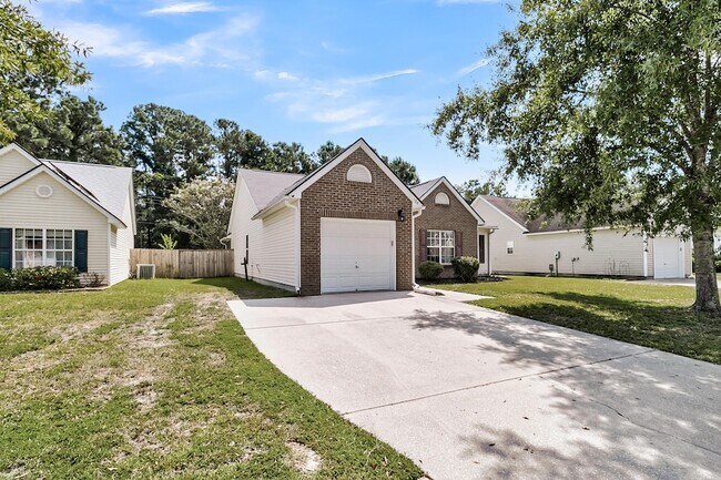 Building Photo - 124 Dovetail Cir