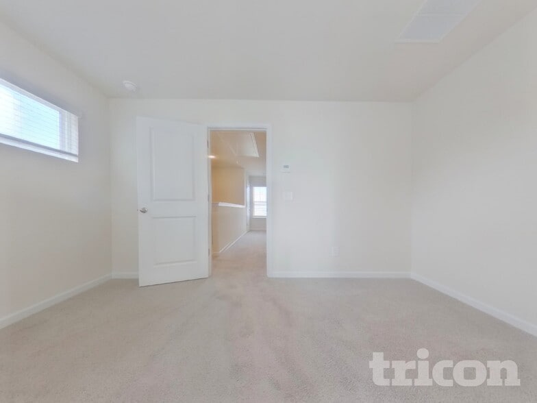 Building Photo - 449 Prescott Wy