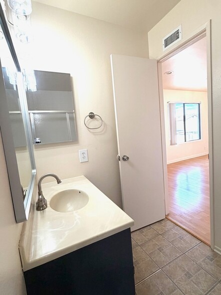 Building Photo - 3492 Lockwood Court