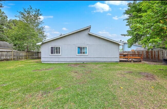 Building Photo - 1841 Sundancer Ln