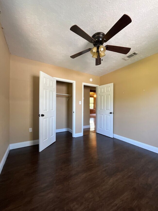 Building Photo - 157 O'Hara Road