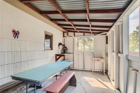 Building Photo - 100 91st Ln NE