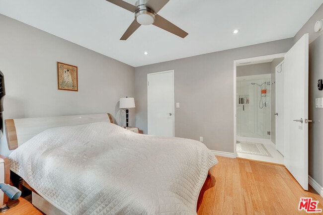 Building Photo - 13563 Contour Dr