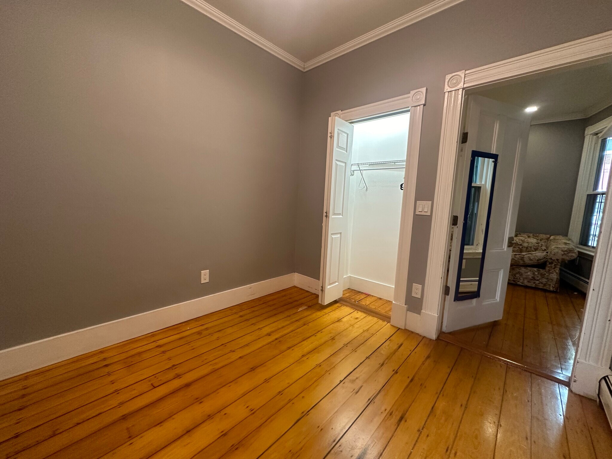 Building Photo - 15 Monmouth St