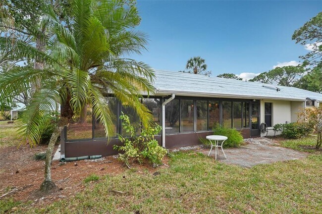 Building Photo - 227 Southampton Dr
