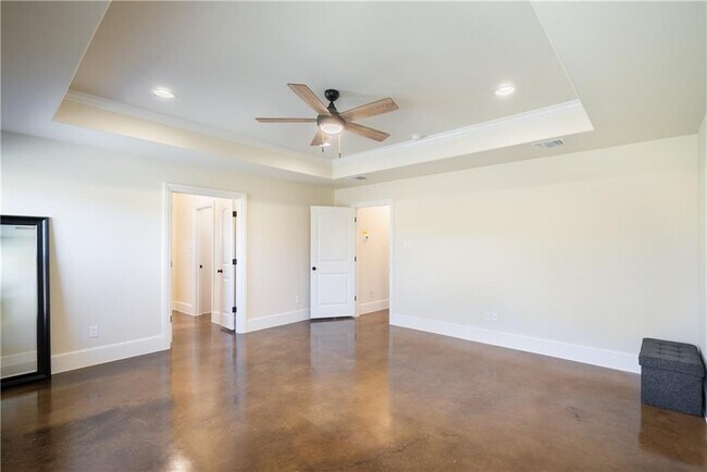 Building Photo - 315 Bluestem Cove