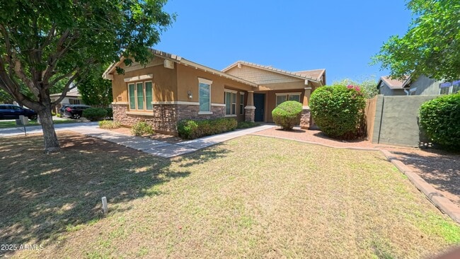 Primary Photo - 3742 E Comstock Dr