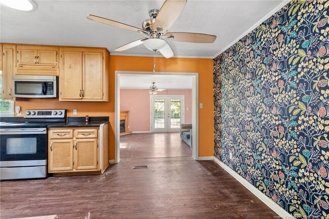 Building Photo - 2815 Skycrest Dr