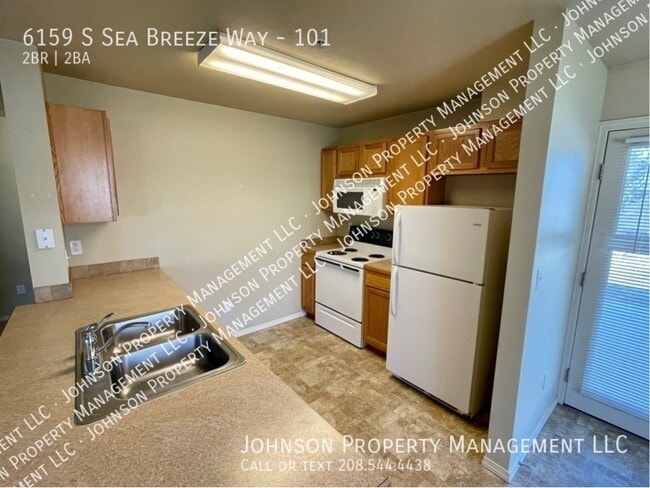 Building Photo - 6159 S Sea Breeze Way